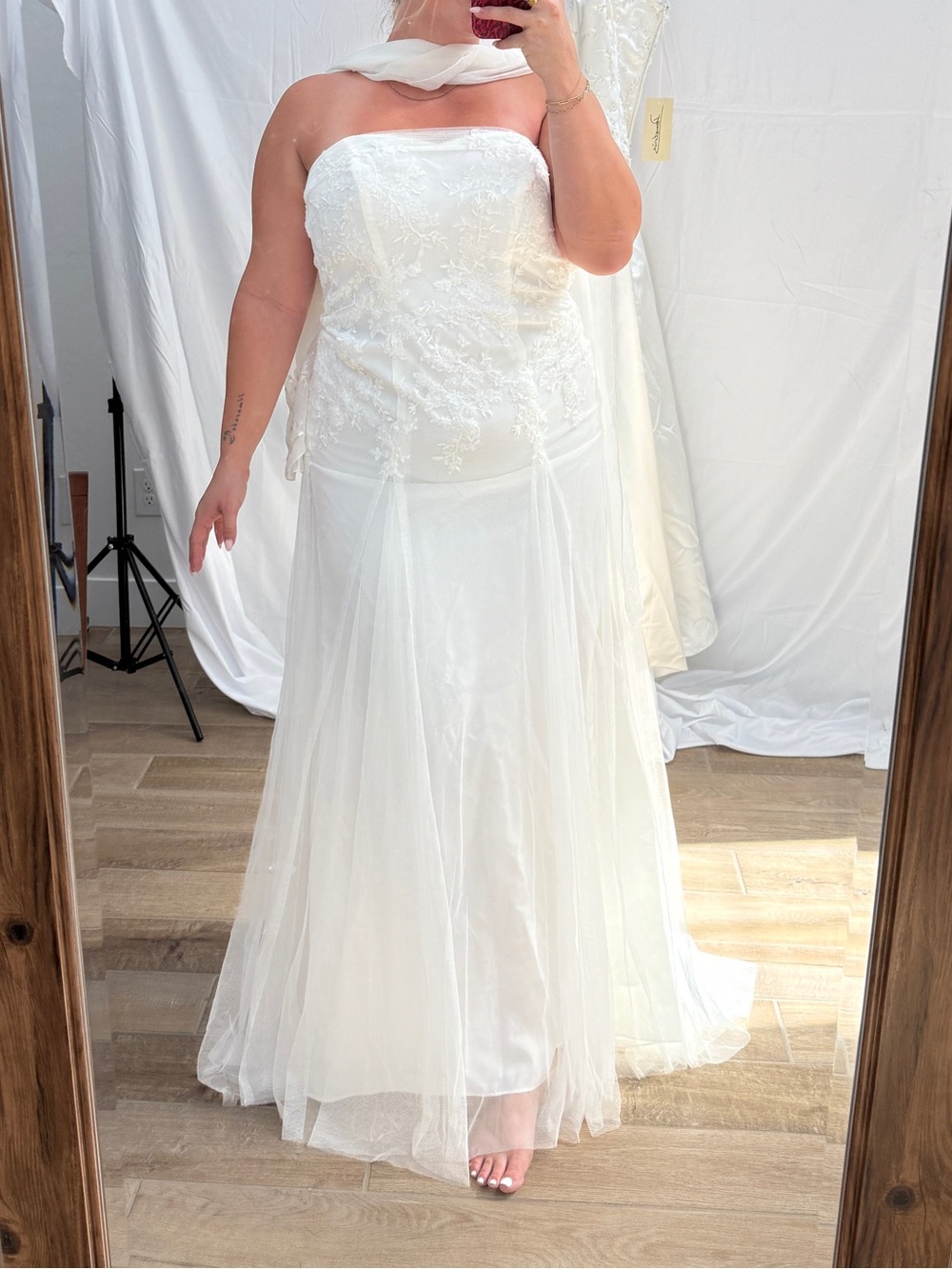 Strapless Bridal Gown in White Lace and Tulle